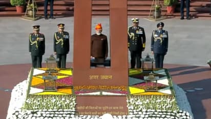PM Modi arrives at National War Memorial, pays tribute to fallen heroes, bravehearts (WATCH)