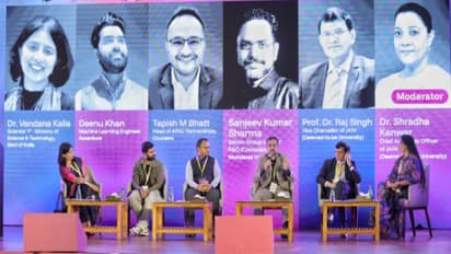 ബ്ലാക്ക്ബോർഡുകൾക്കപ്പുറം ക്ലാസ്റൂം പഠനത്തിന് ടെക്നോളജി പുതിയ മാനങ്ങൾ നൽകി; ജെയിന് യൂണിവേഴ്സിറ്റി വിസി