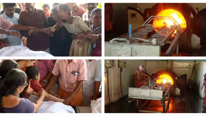 അച്ഛനെയും അച്ഛമ്മയെയും വിളിച്ച്, നെഞ്ചുപൊട്ടിക്കരഞ്ഞ് അതുല്യയും അഖിലയും; സംസ്കാര ചടങ്ങുകള് പൂര്ത്തിയായി