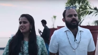 'ആ വിഷമം ഇതോടെ മാറിക്കിട്ടി'; സന്തോഷം പങ്കുവച്ച് ദേവികയും വിജയ് മാധവും