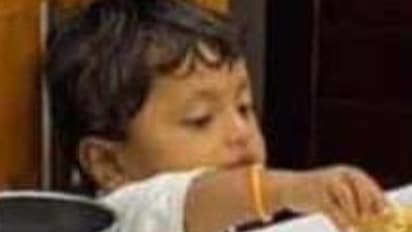 വടകരയിൽ വീട്ടിൽ കളിക്കുന്നതിനിടെ കാണാതായ 2 വയസുകാരിയുടെ മൃതദേഹം തോട്ടിൽ കണ്ടെത്തി