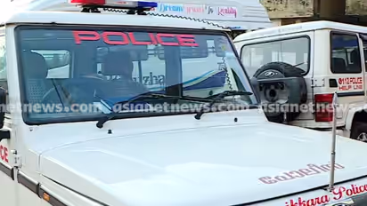 ഈസ്റ്റ് ഒറ്റപ്പാലത്ത് ശിവസേന പ്രവർത്തകന് കുത്തേറ്റു; വ്യക്തി വൈരാ​ഗ്യമെന്ന് പൊലീസ്