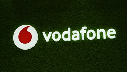 ലോകത്താദ്യമായി സ്റ്റാൻഡേർഡ് സ്‍മാർട്ട്‌ഫോണിലൂടെ സാറ്റ്‌ലൈറ്റ് വീഡിയോ കോള്‍; ചരിത്രമെഴുതി വോഡാഫോണ്‍