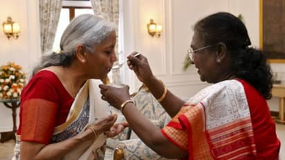 Union Budget 2025: President Murmu offers 'dahi-cheeni' to FM Sitharaman ahead of presentation (WATCH)