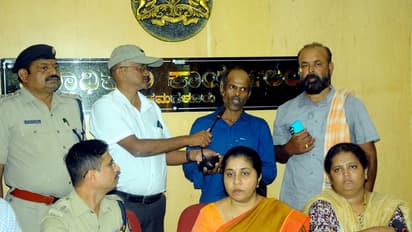 ಚಿಕ್ಕಮಗಳೂರು ಜಿಲ್ಲೆ ನಕ್ಸಲ್ ಮುಕ್ತ: ಕೋಟೆಹೊಂಡ ರವೀಂದ್ರ ಜಿಲ್ಲಾಡಳಿತದೆದುರು ಶರಣಾಗತಿ