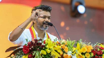 5வது லிஸ்ட்டை வெளியிட்ட விஜய்! த.வெ.க.வில் மேலும் 19 மாவட்டச் செயலாளர்கள் அறிவிப்பு!