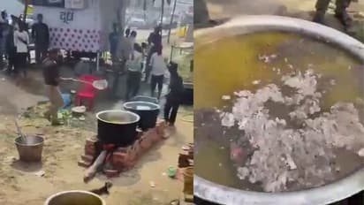 ಭಕ್ತರಿಗಾಗಿ ಸಿದ್ಧಪಡಿಸಿದ್ದ ಪ್ರಸಾದದಲ್ಲಿ ಬೂದಿ, ಮಣ್ಣು ಹಾಕಿದ ಪೊಲೀಸ್; ಶಾಪ ಹಾಕಿದ ಜನರು