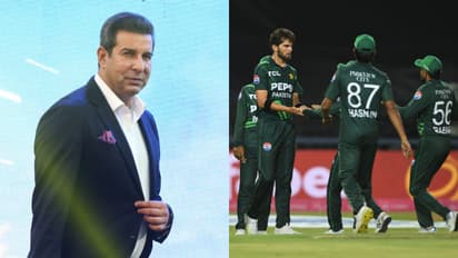 'Bowling average is 100': Wasim Akram takes brutal dig at Pakistan Champions Trophy squad (WATCH)