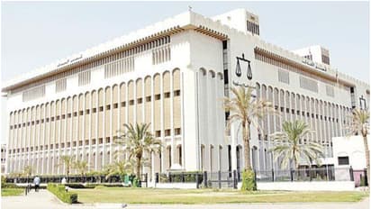 കരാർ നൽകിയ 187,000 കുവൈത്ത് ദിനാറുമായി പ്രവാസി മുങ്ങിയതായി പരാതി; നിയമ നടപടിക്കൊരുങ്ങി ബിസിനസ് പങ്കാളികൾ