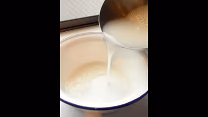 நீளமான கூந்தல் வளர அரிசி, கிராம்பு நீர் மேஜிக்; எப்படி பயன்படுத்துவது?   