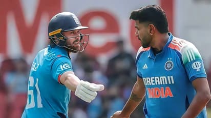 അരങ്ങേറ്റ മത്സരത്തിൽ ഒരു ദയയുമില്ലാതെ അടിച്ചുപറത്തി മുന് സഹതാരം; ഹര്ഷിത് റാണക്ക് നാണക്കേടിന്റെ റെക്കോര്ഡ്