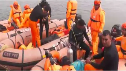 മഹാ കുംഭമേളയിൽ ഗംഗാ സ്നാനം ചെയ്യുന്നതിനിടെ 22കാരൻ ശക്തമായ ഒഴുക്കിൽപ്പെട്ടു; രക്ഷപ്പെടുത്തി എൻഡിആർഎഫ് 