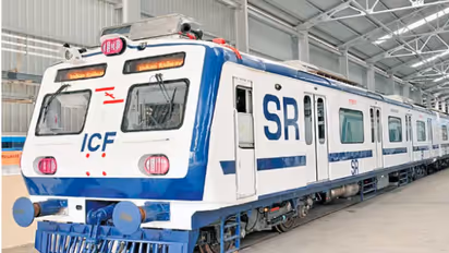 சென்னையில் AC உடன் மின்சார ரயில் சேவை! டிக்கெட் 30 ரூபாய் முதல்!