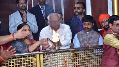 Gujarat CM Bhupendra Patel calls bathing at Triveni Sangam a blessing, applauds Yogi Govt’s Kumbh arrangements