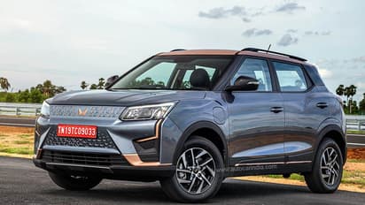 456 கிமீ ரேஞ்ச் தரக்கூடிய காருக்கு ரூ.4 லட்சம் தள்ளுபடி வழங்கும் மஹிந்திரா!