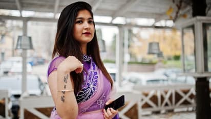 குண்டான நீங்கள் புடவையில் ஸ்லிம்மா தெரியணுமா? இதை டிரை பண்ணி பாருங்க