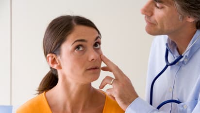 വിളര്‍ച്ചയുണ്ടോ? കഴിക്കേണ്ട അയേണ്‍ അടങ്ങിയ എട്ട് പഴങ്ങള്‍