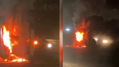 ബെംഗളൂരുവിൽ നിന്ന് കണ്ണൂരിലേക്ക് വരുകയായിരുന്ന സ്വകാര്യ ബസിന് തീപിടിച്ചു, വൻ അപകടമൊഴിവായത് തലനാരിഴയ്ക്ക്