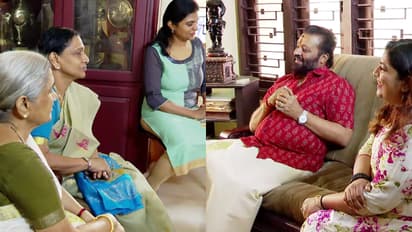 എംടിയുടെ വീട്ടിലെത്തി കേന്ദ്ര മന്ത്രി സുരേഷ് ഗോപി, കുടുംബാംഗങ്ങളുമായി കൂടിക്കാഴ്ച, 'കലാ മഹത്വമാണ് എംടി'