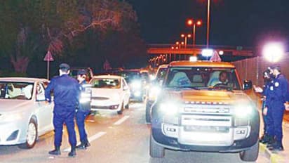 കുവൈത്തിൽ മയക്കുമരുന്ന് റെയ്ഡിനിടെ പിടിച്ചെടുത്തത് 77 തോക്കുകൾ