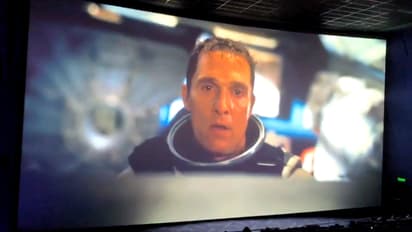 ടിക്കറ്റിന് വൻ ക്ഷാമം, 10 വർഷത്തിന് ശേഷം എത്തിയപ്പോഴും ബോക്സ് ഓഫീസ് കിംഗ്! 'ഇന്റർസ്റ്റെല്ലാർ' ഇതുവരെ നേടിയത്