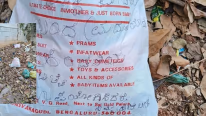 ಇದು ಮಾಜಿ ಪತ್ನಿ ಬಟ್ಟೆ, ಮುಟ್ಟಿದ್ಮೇಲೆ ದಯವಿಟ್ಟು ಕೈ ತೊಳೆಯಿರಿ; ಕಸದ ತೊಟ್ಟಿಯಲ್ಲೊಂದು ವಿಚಿತ್ರ ಬ್ಯಾಗ್