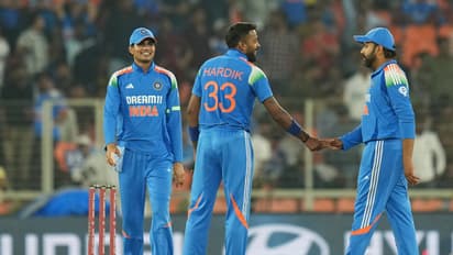 இங்கிலாந்தை ஒயிட்வாஷ் செய்த இந்தியா! கடைசி ODIயில் இமாலய வெற்றியை பதிவு செய்த ரோகித் படை