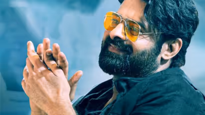 സീതാ രാമം സംവിധായകനൊപ്പം പ്രഭാസ്, ചിത്രത്തിന്റെ പുതിയ അപ്ഡേറ്റ്