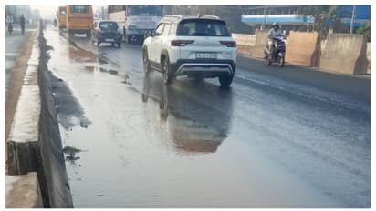 കൊടുംവേനലിൽ റോഡിലും വീടുകളിലും കടകളിലും വെള്ളം കയറി, റോഡും പൊളിഞ്ഞു, പതിവാണെന്ന് നാട്ടുകാർ