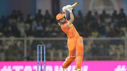 మహిళా ప్రీమియర్ లీగ్: 6 6 6 6.. దంచి కొట్టిన ఆష్లీ గార్డనర్