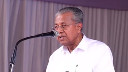 ലഹരിയുടെ വേരറുക്കണം, കുട്ടികളുടെ സമ്മർദം കുറയ്ക്കാൻ സ്കൂളിൽ സുംബാ ഡാൻസ് പോലുള്ള വിനോദങ്ങൾ വേണം: മുഖ്യമന്ത്രി