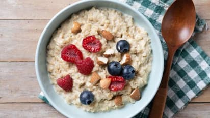 Is Oats is Good For Our Health: क्या ओट्स खाना हमारे बॉडी के लिए अच्छा है? जानें क्या कहते हैं एक्सपर्ट प्रशांत देसाई