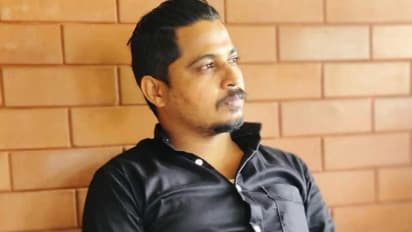 രാമനാട്ടുകരയിൽ യുവാവ് സഞ്ചരിച്ചിരുന്ന ബൈക്കില് ടൂറിസ്റ്റ് ബസ്സിടിച്ചു, ദാരുണാന്ത്യം
