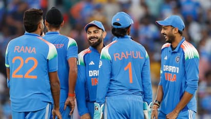 சாட்டையை சுழற்றிய ஐசிசி! அடிபணிந்த பாகிஸ்தான்? பாகிஸ்தான் மைதானத்தில் பறந்த இந்திய தேசிய கொடி