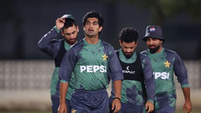 ಕಿವೀಸ್ ಎದುರಿನ ಸೋಲಿನ ಬೆನ್ನಲ್ಲೇ ಪಾಕ್‌ಗೆ ಮತ್ತೊಂದು ಶಾಕ್! ಗಾಯದ ಮೇಲೆ ಮತ್ತೊಂದು ಬರೆ