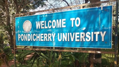 ஒரே நேரத்தில் 2 டிகிரி வீட்டில் இருந்தே படிக்க ஆசையா? புதுவை பல்கலையில் அட்மிஷன்