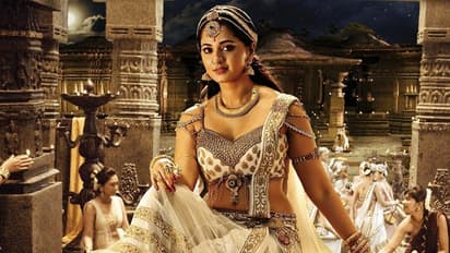 అనుష్క కెరీర్ లో మచ్చగా మిగిలిపోయిన చిత్రం, ఆ చెత్త సినిమాకి ఒప్పుకుని తప్పు చేసిందట 