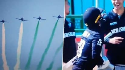 ವಿಮಾನಗಳ ಶಬ್ದಕ್ಕೆ ಬೆಚ್ಚಿ ಬಿದ್ದ ಕಿವೀಸ್ ಕ್ರಿಕೆಟರ್ ಕಾನ್‌ವೇ! ಪಾಕ್‌ ಅಂದ್ರೆ ಭಯ ಅಲ್ಲದೇ ಮತ್ತೇನು ಎಂದ ಫ್ಯಾನ್ಸ್