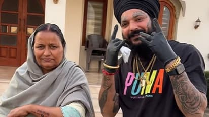 Sidhu Moose Wala's mother gets tattoo for late singer (WATCH)