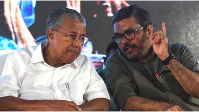 സ്മാർട് റോഡ് ഉദ്ഘാടന വിവാദം; വാർത്ത നിഷേധിച്ച് മുഖ്യമന്ത്രിയുടെ ഓഫീസ്; 'പിൻമാറിയത് അനാരോഗ്യം മൂലം'