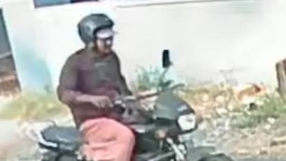 വീട്ടുമുറ്റത്ത് വരെ മോഷണം! തൃശൂരില്‍ മുറ്റമടിക്കുന്നതിനിടെ 70കാരിയുടെ രണ്ടു പവന്റെ മാല പൊട്ടിച്ചോടി 