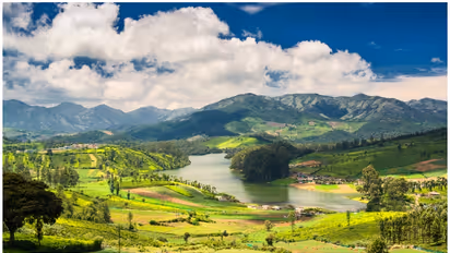 ഊട്ടി, കൊടൈക്കനാൽ ട്രിപ്പ് പ്ലാൻ ചെയ്യുന്നവരുടെ ശ്രദ്ധയ്ക്ക്; ഇന്ന് മുതൽ വാഹനങ്ങൾക്ക് നിയന്ത്രണം, ഇ പാസ് വേണം