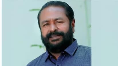 സിപിഎം കോട്ടയം ജില്ലാ സെക്രട്ടറി എ വി റസൽ അന്തരിച്ചു