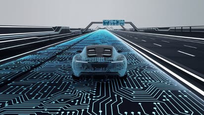 UP expressway development e hub agra lucknow purvanchal bundelkhand ganga expressway