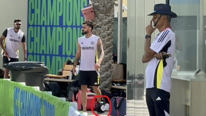 ಪಾಕ್ ವಿರುದ್ಧ ಪಂದ್ಯಕ್ಕೂ ಮುನ್ನ ಕೊಹ್ಲಿಗೆ ಮೊಣಕಾಲು ಗಾಯ, ಆತಂಕದಲ್ಲಿ ಟೀಮ್ ಇಂಡಿಯಾ