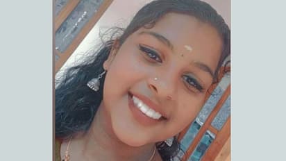 കുന്നംകുളത്ത് വീടിനുള്ളിൽ ആത്മഹത്യക്ക് ശ്രമിച്ച പത്താം ക്ലാസ് വിദ്യാർത്ഥിനി മരിച്ചു