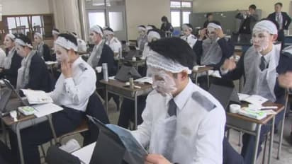 എങ്ങനെ പുരുഷപൊലീസുകാര്‍ക്ക് നന്നായി മേക്കപ്പ് ചെയ്യാം, അക്കാദമിയില്‍ പ്രത്യേകപരിശീലനം, ജപ്പാനില്‍ പുതിയ കോഴ്സ്