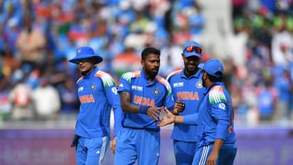 ചാമ്പ്യൻസ് ട്രോഫി: 49 റണ്സെടുക്കുന്നതിനിടെ 5 വിക്കറ്റ്, പാകിസ്ഥാന്റെ നടുവൊടിച്ച് ഇന്ത്യ