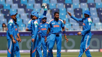 ಭಾರತದ ದಾಳಿಗೆ ಪಾಕಿಸ್ತಾನ ಆಲೌಟ್, ಚಾಂಪಿಯನ್ಸ್ ಟ್ರೋಫಿ ಪಂದ್ಯ ಗೆಲ್ಲಲು 242 ರನ್ ಟಾರ್ಗೆಟ್