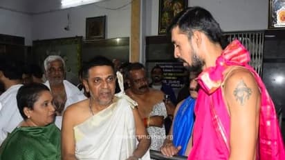 ಮಂತ್ರಾಲಯಕ್ಕೆ ಭೇಟಿ ನೀಡಿದ ಶಿವರಾಜ್‌ಕುಮಾರ್ ಫ್ಯಾಮಿಲಿ; ಫೋಟೋ ವೈರಲ್